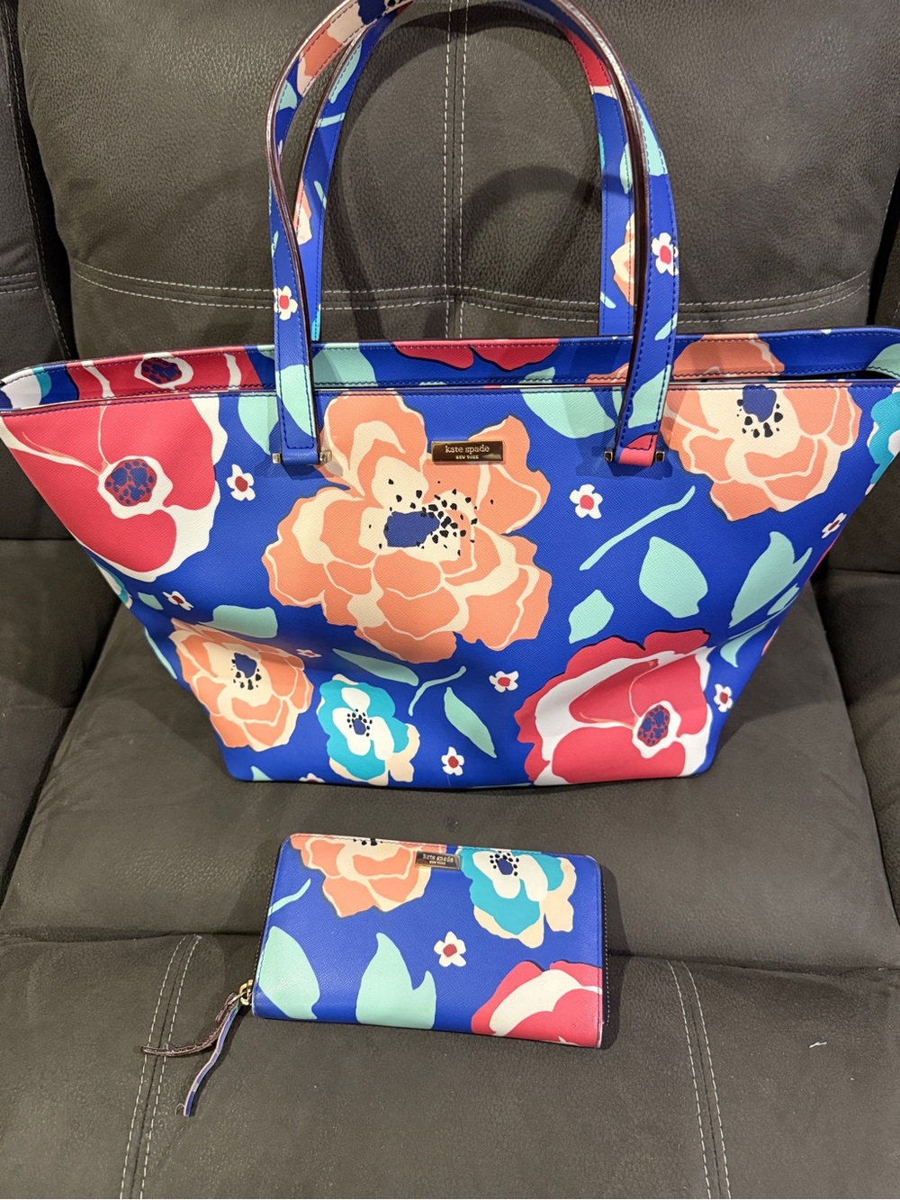Kate Spade Newbury Lane  Blue Floral Tote with Matching Wallet